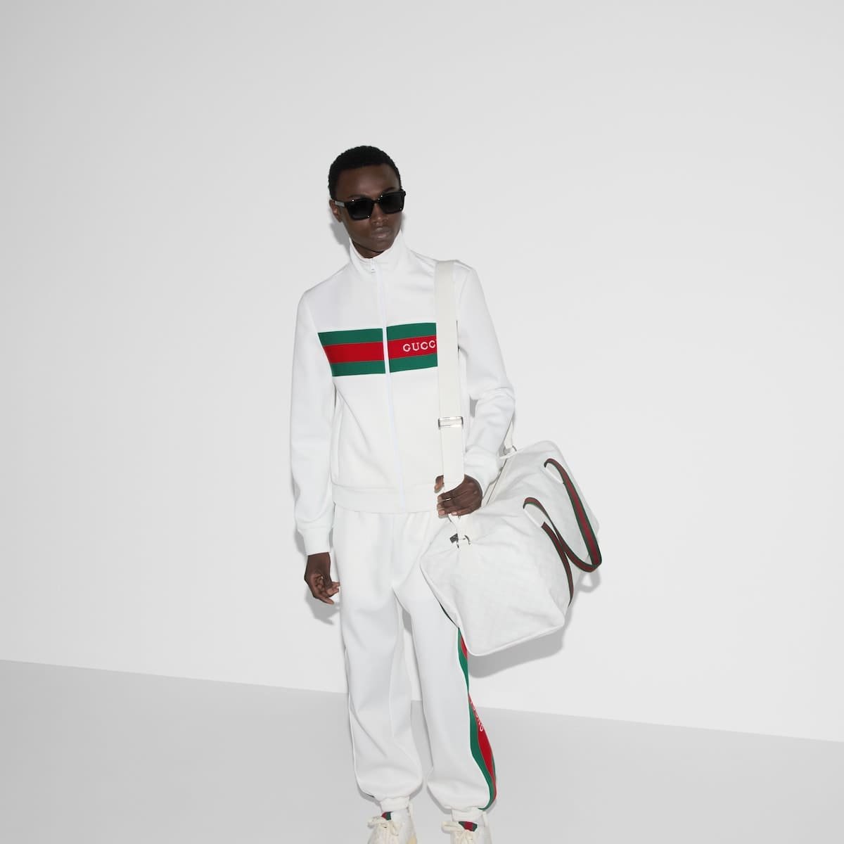 Gucci Medium duffle bag with Web