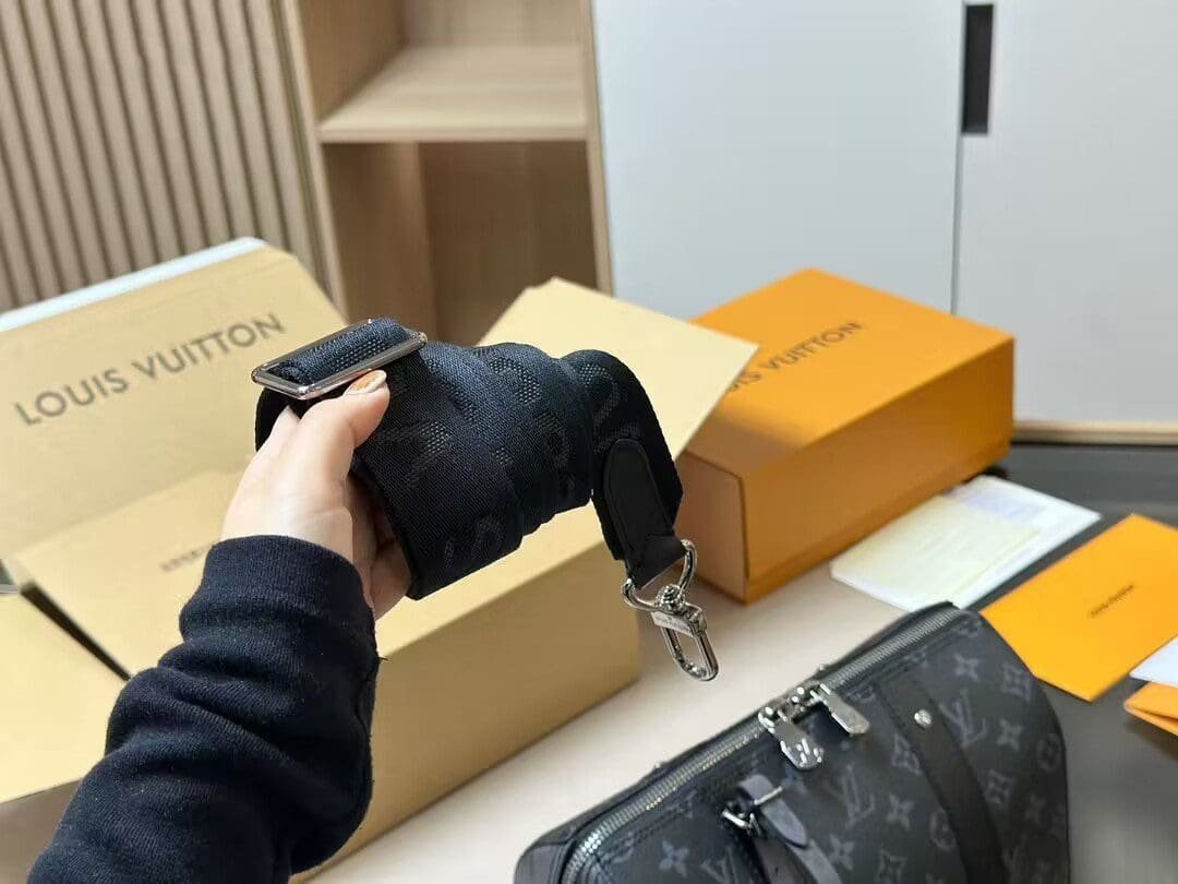 LOUIS VUITTON CITY KEEPALL BAG M45936