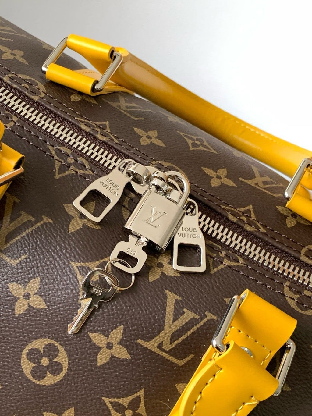 Louis Vuitton M46771 Keepall Bandoulière 50