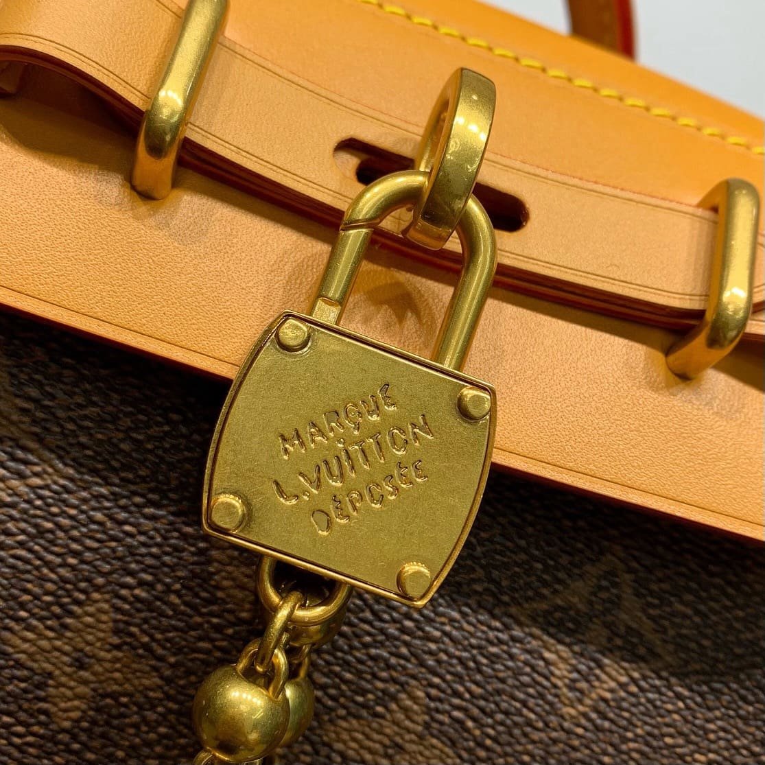 Louis Vuitton M11630 Steamer 15