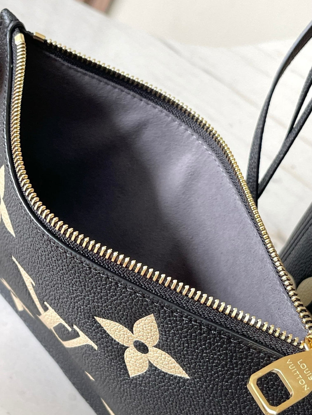 Louis Vuitton M58907 Neverfull MM
