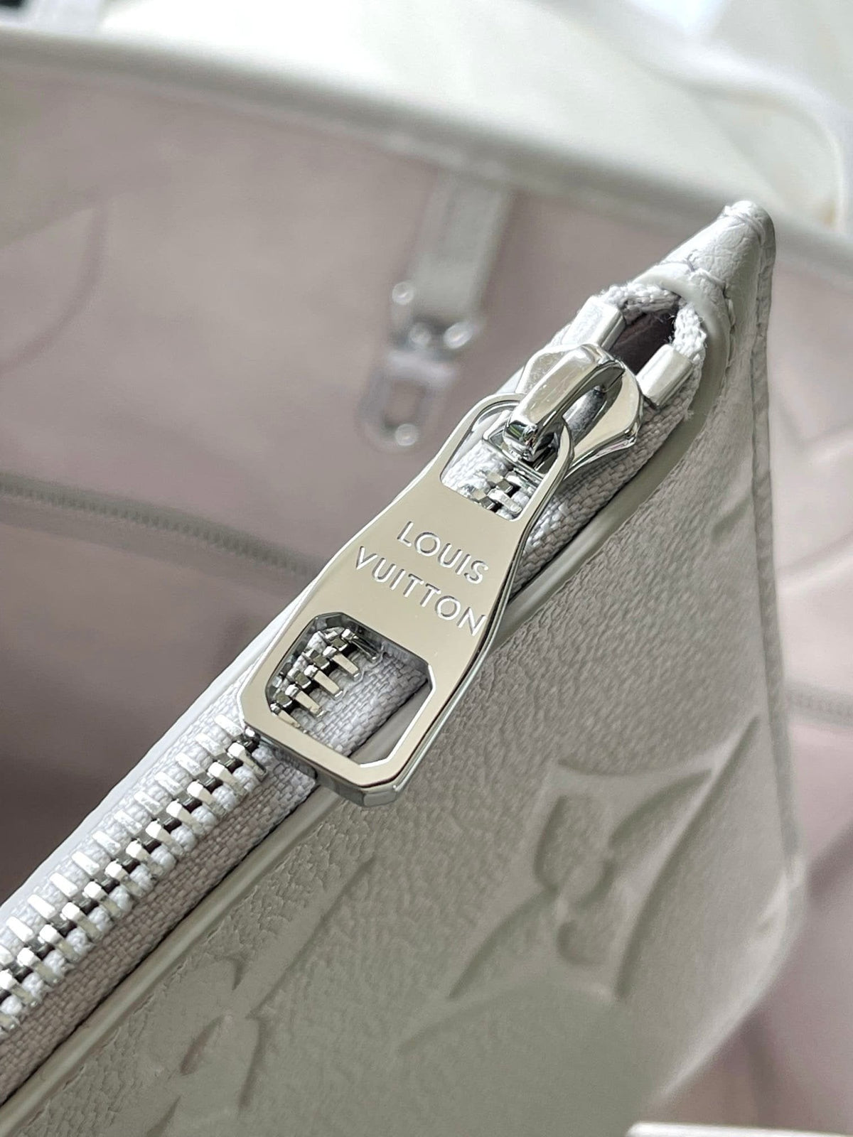 Louis Vuitton M13758 Neverfull MM