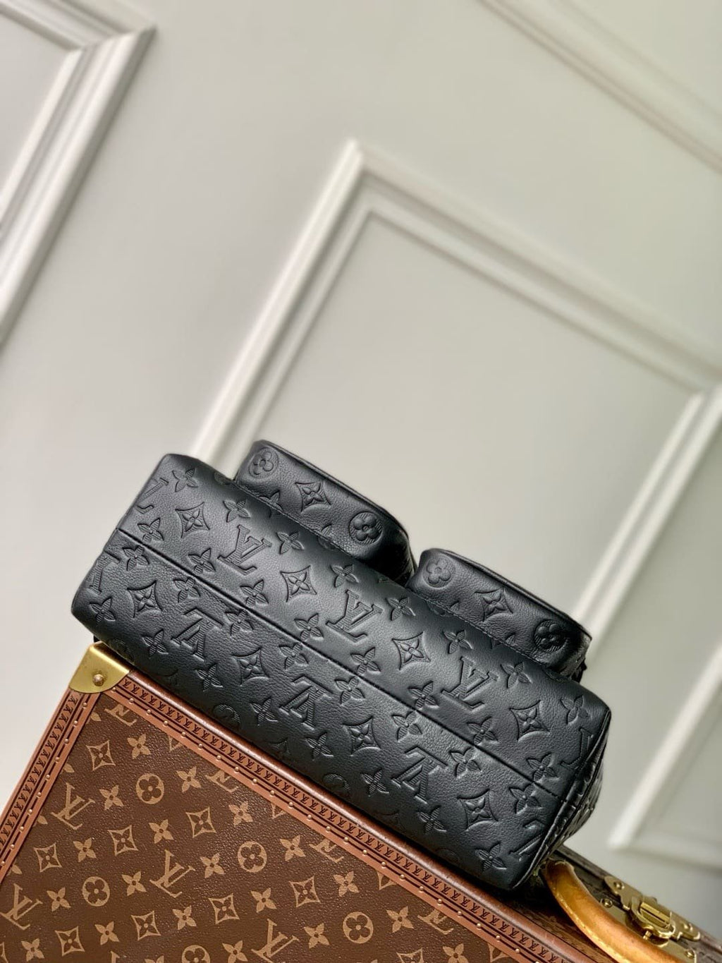 Louis Vuitton M14778 Hobo Cargo
