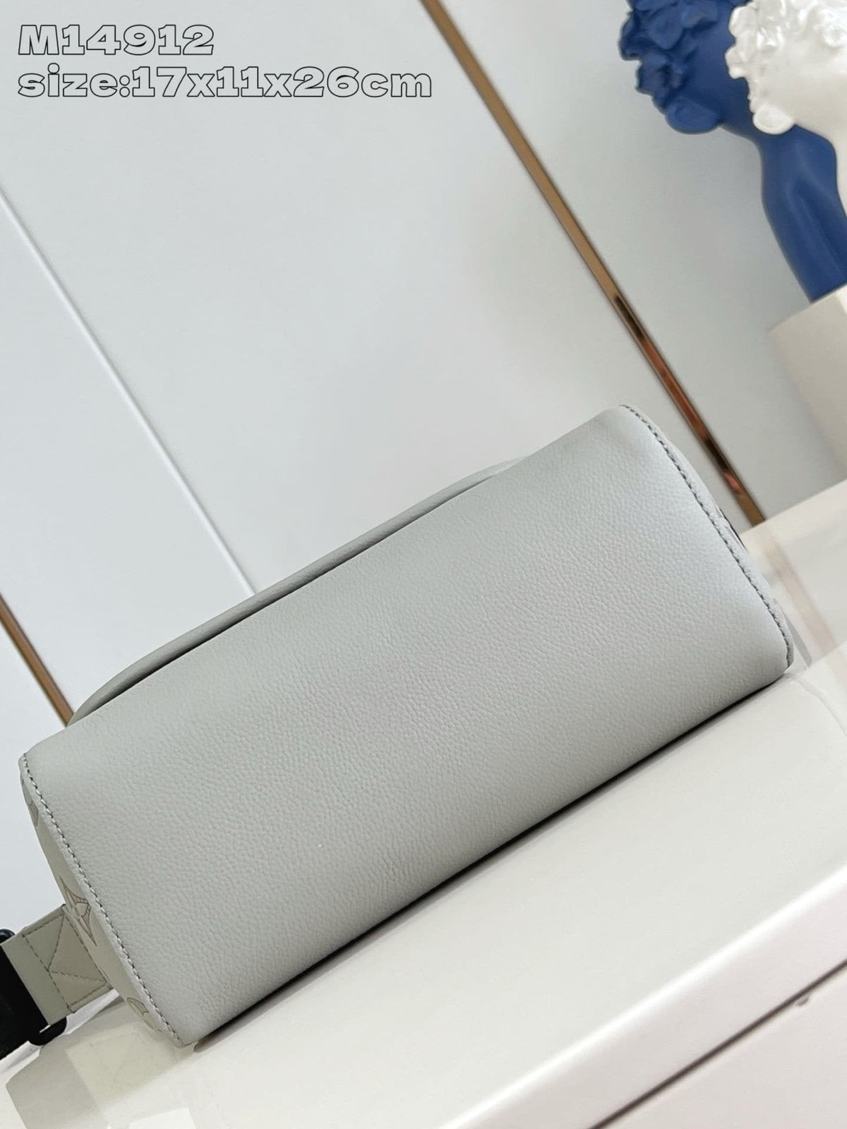 Louis Vuitton M14912 Pulse Messenger
