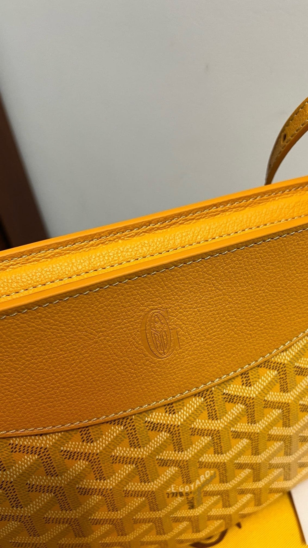 Goyard Hirondelle bag