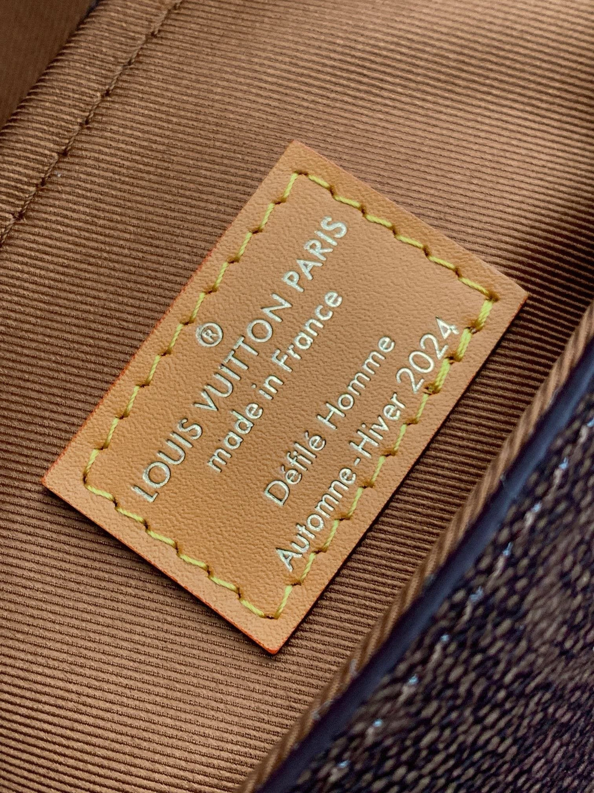 Louis Vuitton M11535 Soul Trunk