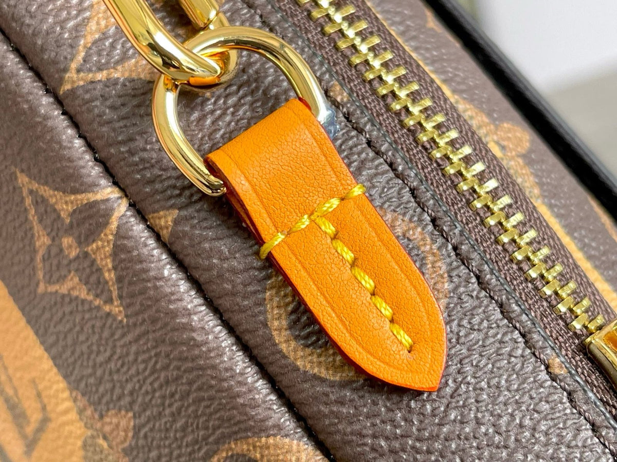 Louis Vuitton M81005 FLAP DOUBLE PHONE BAG