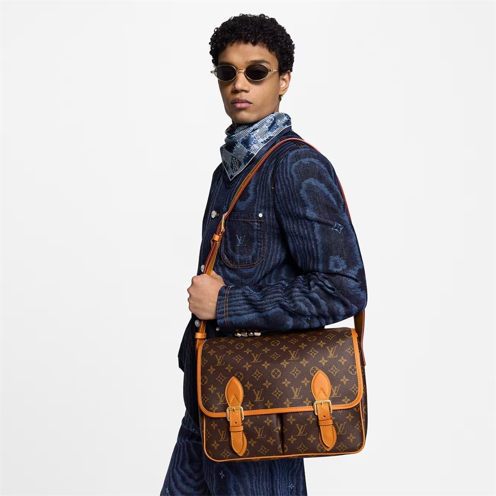 Louis Vuitton M14723 Satchel Messenger