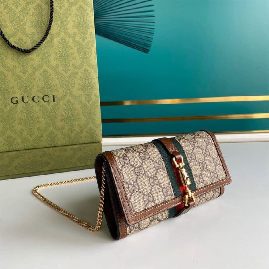 GUCCI Jackie 1961 chain wallet