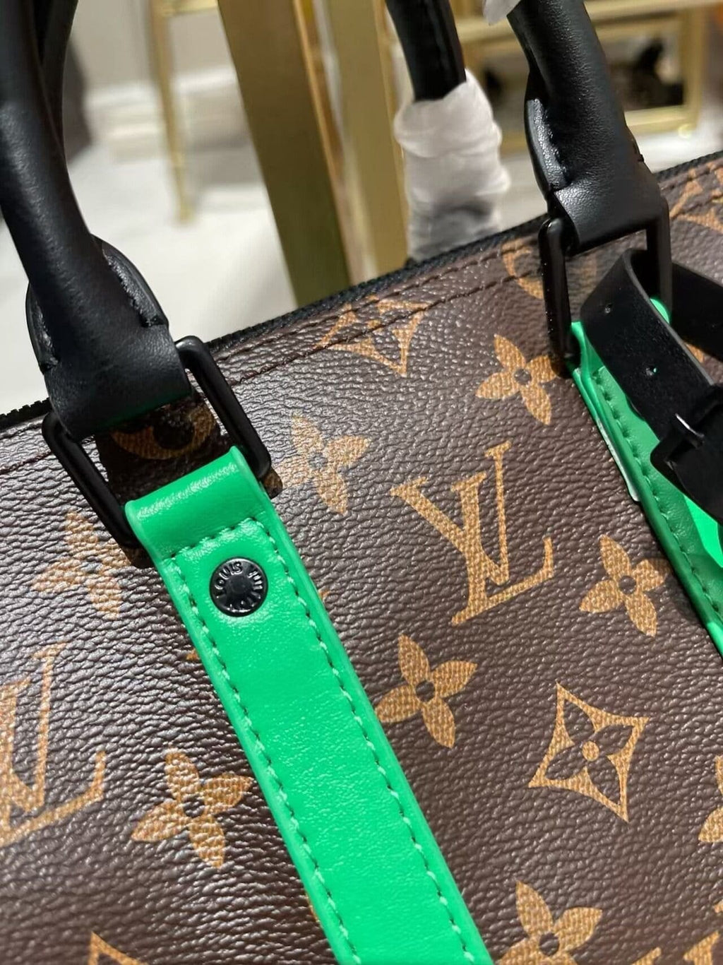 Louis Vuitton Keepall Bandouliere 25