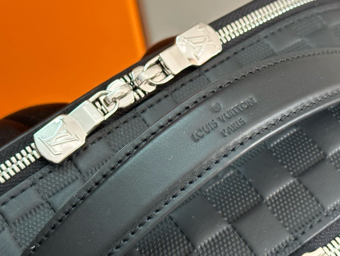 Louis Vuitton N40501 Avenue Backpack