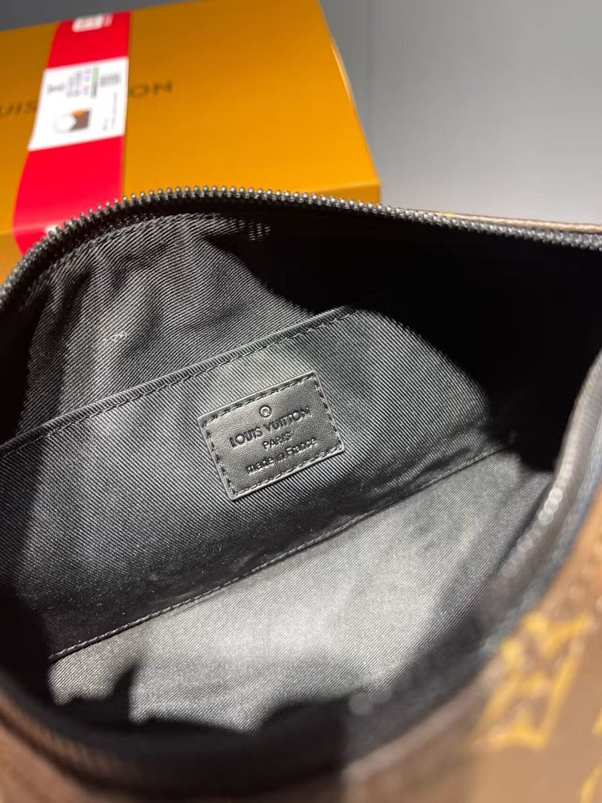 Louis Vuitton M46687 Keepall Bandoulière 25