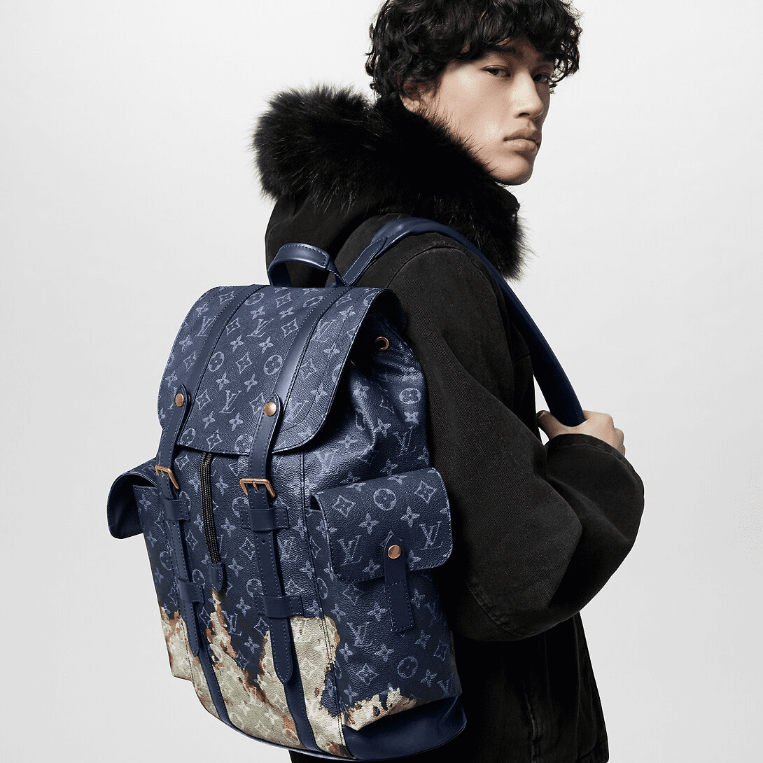 Louis Vuitton M46805 Christopher MM